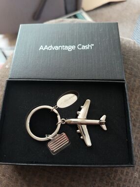 Metal Airplane Key & Card Holder Keychain - Silver